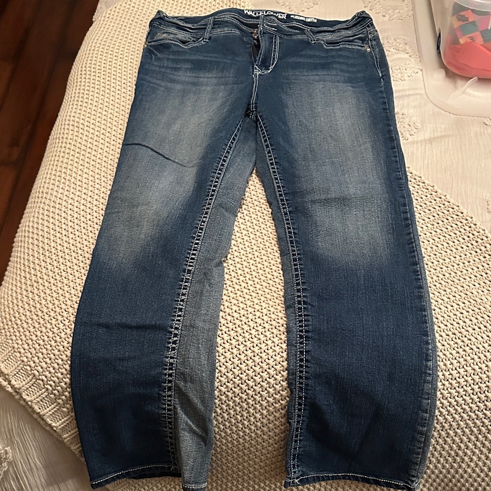Wallflower Women's Classic Blue Straight Leg Jeans